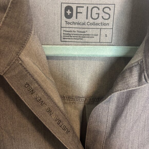 FIGS Women's Rafaela Scrub Top Sleeveless Relaxed Fit Pullover Graphite - Small - Picture 5 of 8